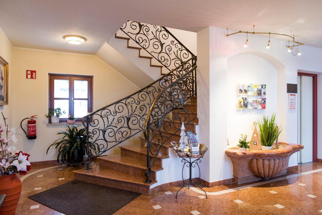 Almtalhotel Appartements In Pettenbach 외부 사진