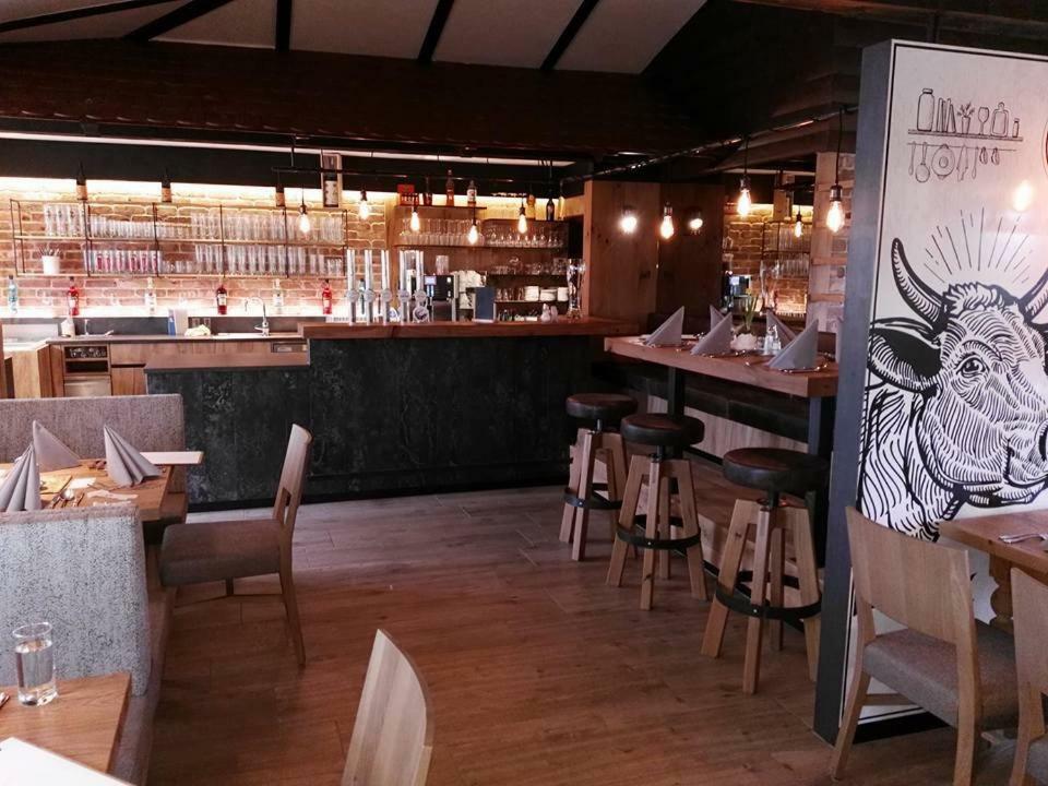 Almtalhotel Appartements In Pettenbach 외부 사진